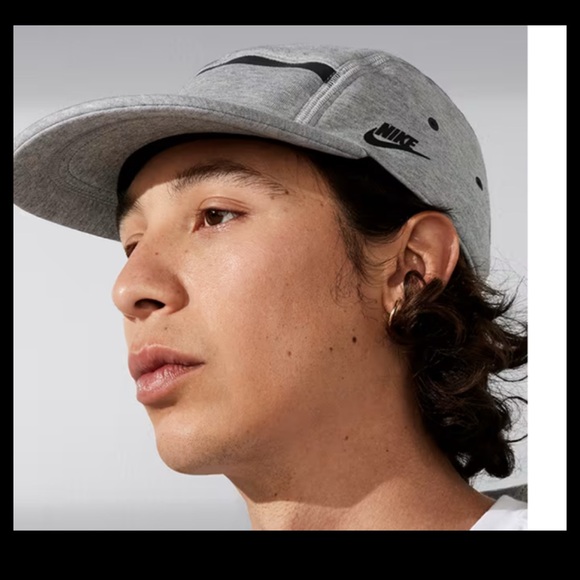 Nike Fly Unstructured Tech Fleece Cap Hat Size M/L --Great Condition-- - Picture 2 of 5